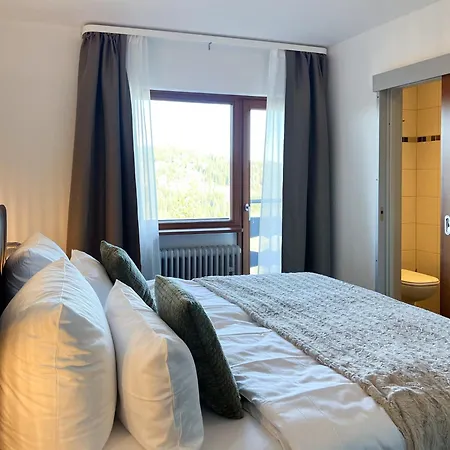 Villa Hubertus - Ferienwohnungen Am Feldberg Feldberg  Buitenkant foto